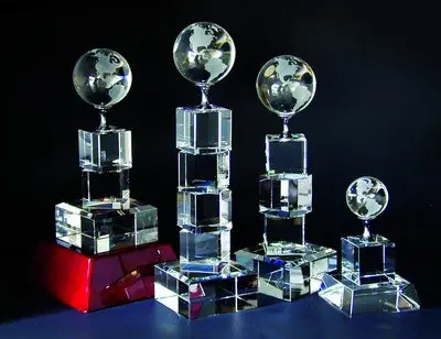 Crystal Globe Cubed Tower Award - Medium